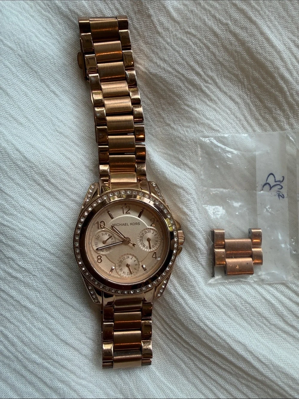 Michael Kors rose gold